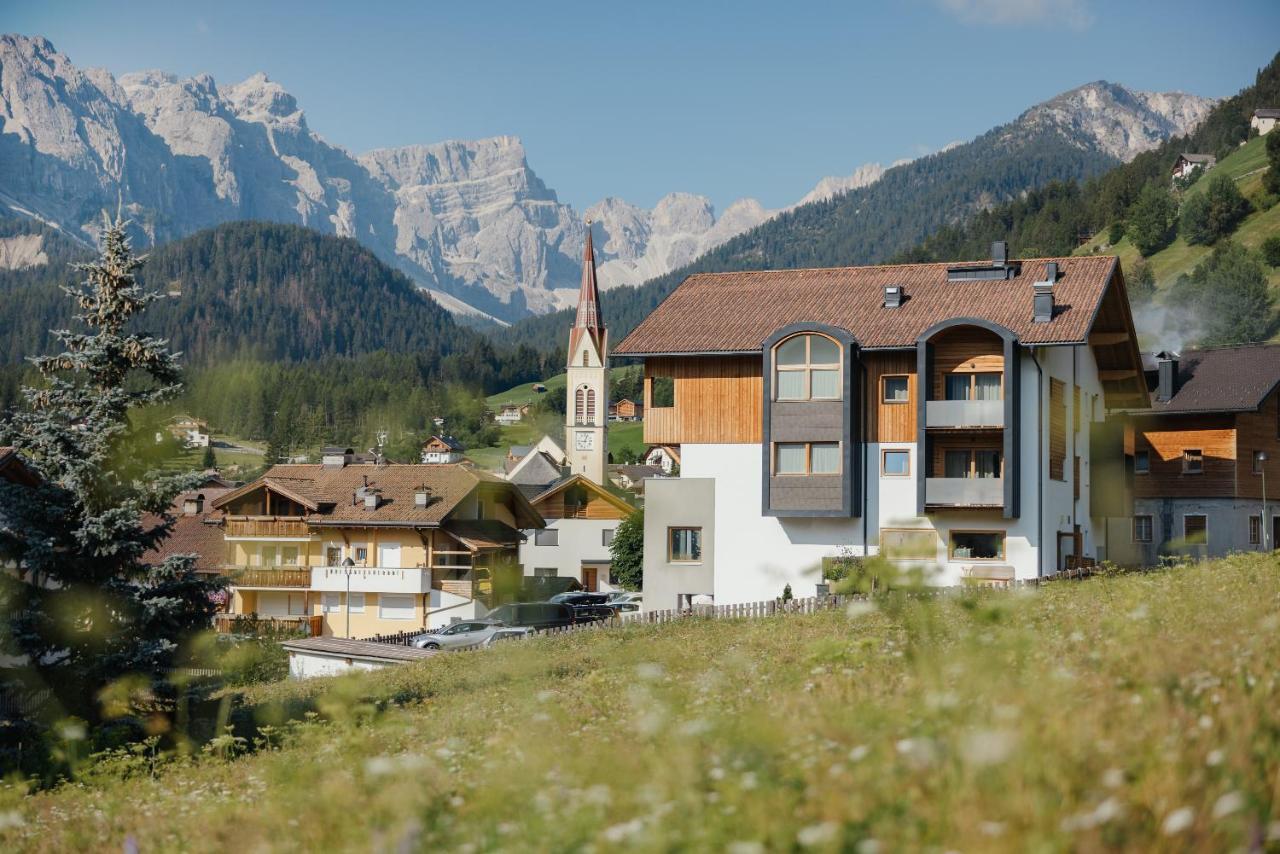 Berghotel Sanví San Martino in Badia Exterior foto